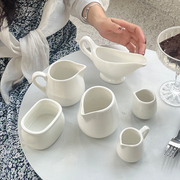 纯白陶瓷咖啡小奶盅壶罐牛排酱汁盅带把手柄大小号糖缸奶勺尖嘴杯