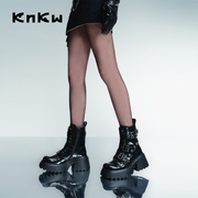 knkw铆钉厚底马丁靴2023秋冬黑色设计感短靴，高帮拉链朋克女鞋