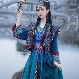 苗疆公主汉服女款异域风情，哈尼民族春秋，款古装西双版纳傣族服装