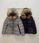 2022冬季时尚狐狸毛领系，腰带修身拉链长袖短款白鹅绒(白鹅绒)羽绒服女