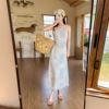三亚海边沙滩度假格纹碎花吊带裙女夏季绝美法式海滩海岛连衣裙