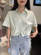 韩版2024年夏季十三行净色短袖，polo领单排扣设计短款抽绳衬衣