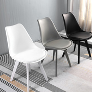 北欧风书桌凳子办公餐椅接待简约家用黑色白色椅子餐桌塑料靠背椅