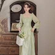 女装2024春秋法式绿色重工刺绣碎花，裙长袖连衣裙，薄荷绿长裙气质裙