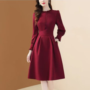时尚木耳领枣红色长袖连衣裙，女2024春季气质，减龄显瘦中长裙子