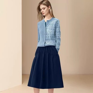 欧美名媛今年流行的时尚套装女春季2024针织衫搭配裙子两件套
