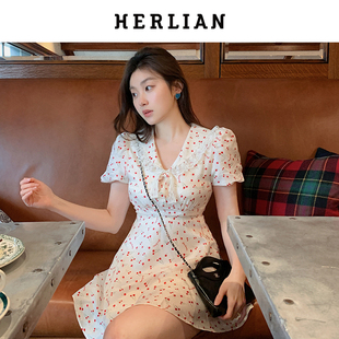 HERLIAN 2024年夏季 原创女白色法式真丝混纺樱桃连衣裙 短裙