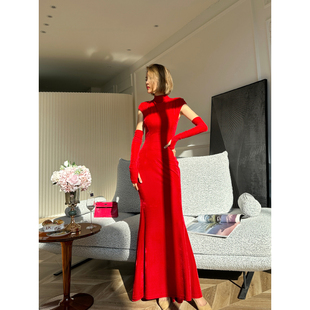xulu原创高定红色丝绒袖套时尚，气质优雅修身长袖半高领鱼尾连衣裙