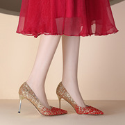 婚鞋女2023亮片跟鞋尖头细跟金色水晶鞋礼服红色伴娘新娘鞋