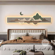 现代简约卧室装饰画麋鹿床头，挂画立体砂岩肌理，客厅沙发背景墙壁画