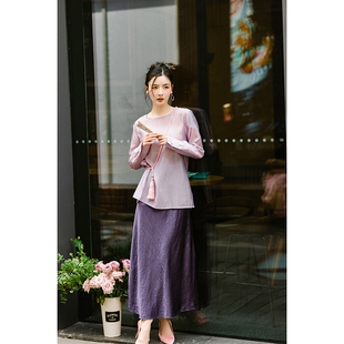 春装醋酸纹理气质紫修身中长款半身裙