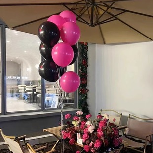 玫红嫩粉黑色气球生日派对情人节，装饰订婚表白场景布置粉色气球