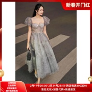 国现M越南设计师Rosie 方领泡泡袖重工亮片串珠高腰大摆裙