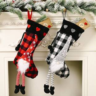 豪贝圣诞节用品红色爱心绒毛挂腿格子，圣诞袜创意装饰袜老人礼物袜