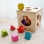 儿童几何形状配对盒子蒙氏，玩具十三孔早教，宝宝益智积木实木智力盒
