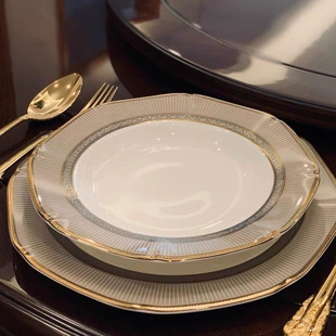 碗碟套装家用饭碗高档欧式景德镇轻奢餐具骨，瓷碟碗盘陶瓷碗盘子