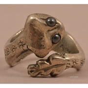 SOLD 欧美古董首饰 神秘赤铁矿灵蛇西洋细腻雕刻老银戒指收藏16.7