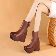 棕色短靴子女厚底方头法式超高13CM英伦风高跟真皮加绒瘦瘦坡跟靴