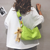 绿色帆布包包女2024休闲百搭斜挎包尼龙，运动包旅行单肩包背包