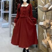 法式复古红色假两件连衣裙秋冬大码遮肚显瘦减龄娃娃，领灯芯绒长裙