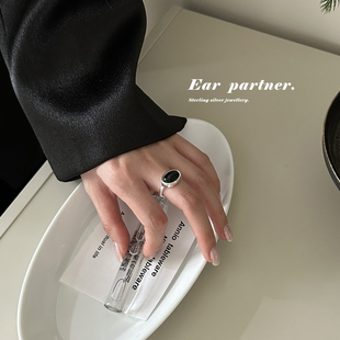 925纯银戒指女小众设计高级感黑玛瑙指环法式复古开口戒指可调节