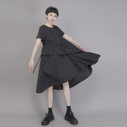 uump连衣裙女夏中长款黑色，宽松显瘦小众，设计感短袖a字型连身裙