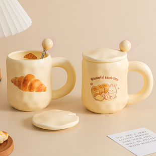 可爱奶fufu杯子面包马克杯带盖勺ins风女生陶瓷，咖啡早餐杯办公室