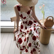 复古玫瑰香颂红蔷薇碎花，吊带连衣裙夏季超仙气质海边度假长裙