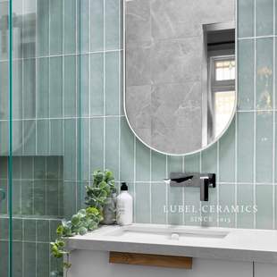 薄荷绿色瓷砖釉面砖卫生间，北欧厨房墙面砖洗手间，厕所墙砖长条砖