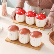 迈卡伦 日式可爱蘑菇调味罐陶瓷带盖调料瓶调料盒盐味精罐厨房
