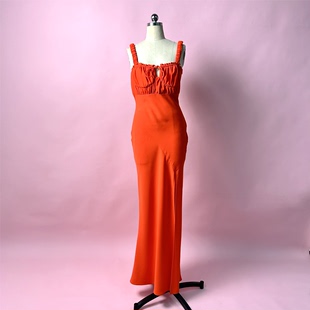 Luthien~上身显瘦系列！橘色吊带连衣裙修身显瘦包臀长款晚礼服
