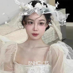 法式创意仙气白色花朵新娘头饰花环帽纱遮面外景旅拍写真配饰韩式