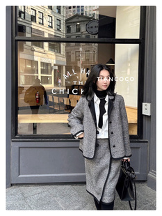 tiancoco双面羊毛两面穿优雅黑白格纹包边，直筒半裙短外套套装