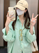 绿色防晒衬衫女夏装韩系设计感长袖防晒衣宽松中长款条纹衬衣外套