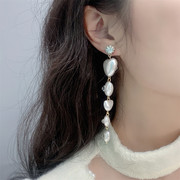轻奢镶钻珍珠爱心耳钉水钻桃心长，耳坠气质小众高档设计感耳环精致