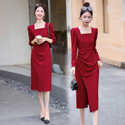 法式红色连衣裙秋季2023女装时尚修身显瘦气质包臀赫本风裙子