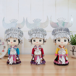 广西贵州云南少数民族苗族，特色饰品摆件送礼木偶，娃娃纯手工艺品