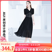 黑色法式气质v领雪纺，连衣裙女夏2021年设计感收腰显瘦小黑裙
