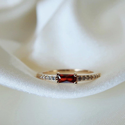 S925银极细方形红宝石戒指女法式复古简约个性百搭气质指环可调节