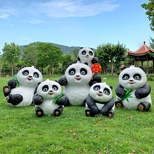 仿真大熊猫雕塑户外公园林，景观小品动物园小区草坪装饰玻璃钢摆件