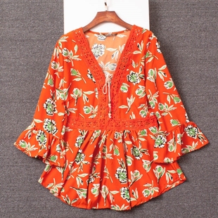 外贸单 夏季女装雪纺蕾丝拼橘红色印花上衣 V领喇叭袖修腰外穿衫