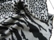 全羊毛面料定位款浅灰底黑色，斑马纹豹纹花色织单面长毛大衣布料