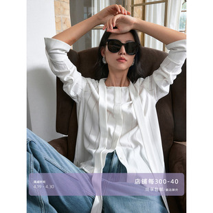 芝美日禾镂空竖条纹飘带衬衫，女白色宽松慵懒气质优雅通勤设计感