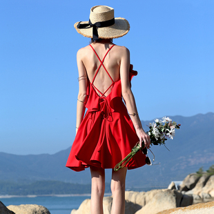 显高小个子沙滩裙拍照穿搭女装夏吊带(夏吊带，)露背连衣裙荷叶边短裙