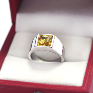 韩版戒指男士简约时尚欧美戒子钛钢黄水晶食指环首饰品潮流不掉色