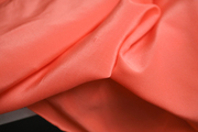 浪漫清新薄款重磅19姆珊瑚，橘色素色双绉纯真丝桑蚕丝布料丝绸面料