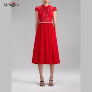 女士连衣裙夏名媛(夏名媛，)高雅红色立领系带，蕾丝拼接钻扣纯色中腰盖袖长裙