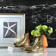 现代北欧时尚陶瓷电镀金色网球鞋造型摆件家居样板间软装陈设饰品