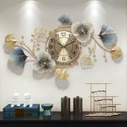 新中式创意钟表客厅餐厅时钟轻奢挂钟，挂墙钟饰银杏叶艺术大气挂表