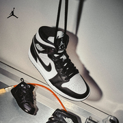 Jordan耐克乔丹AJ1板鞋女运动鞋春季中帮黑白缓震时尚DV0991